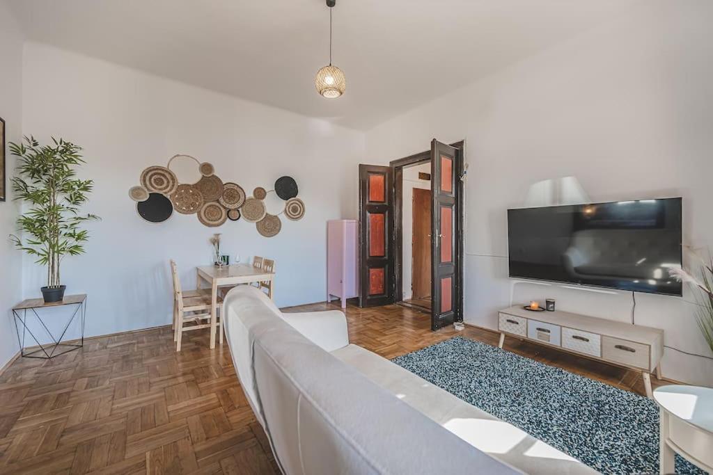 Carolina'S Romantic Apartment Hradec Králové Exterior foto